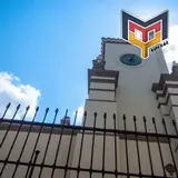 La torre del reloj de la catedral de Monterrey