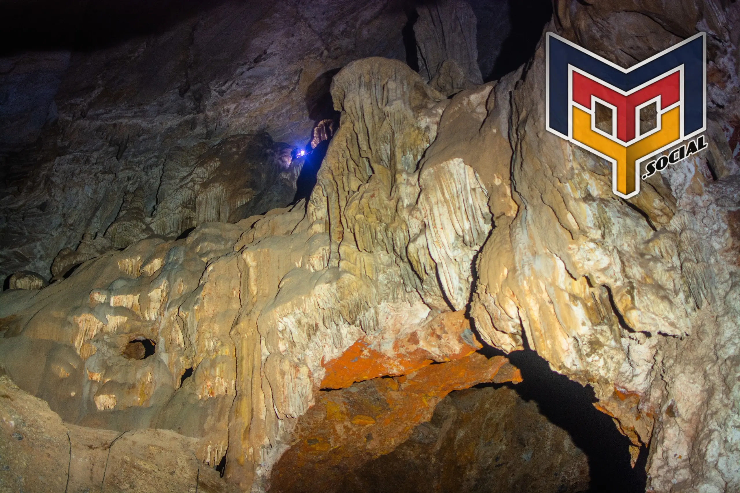 Cerro de mitras - Grutas en el cerro 29 de Diciembre del 2017 | Colecciones multimedia | Mty.social