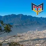 Panorama en la zona metropolitana de Monterrey y sus montañas