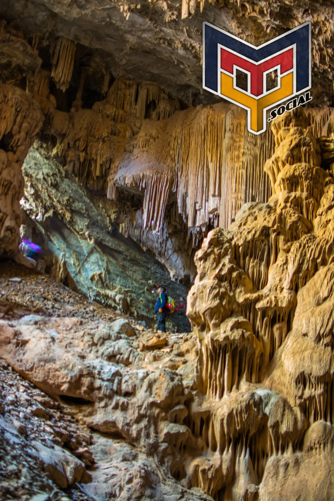 Cerro de mitras - Grutas en el cerro 19 de Marzo del 2018 | Colecciones multimedia | Mty.social