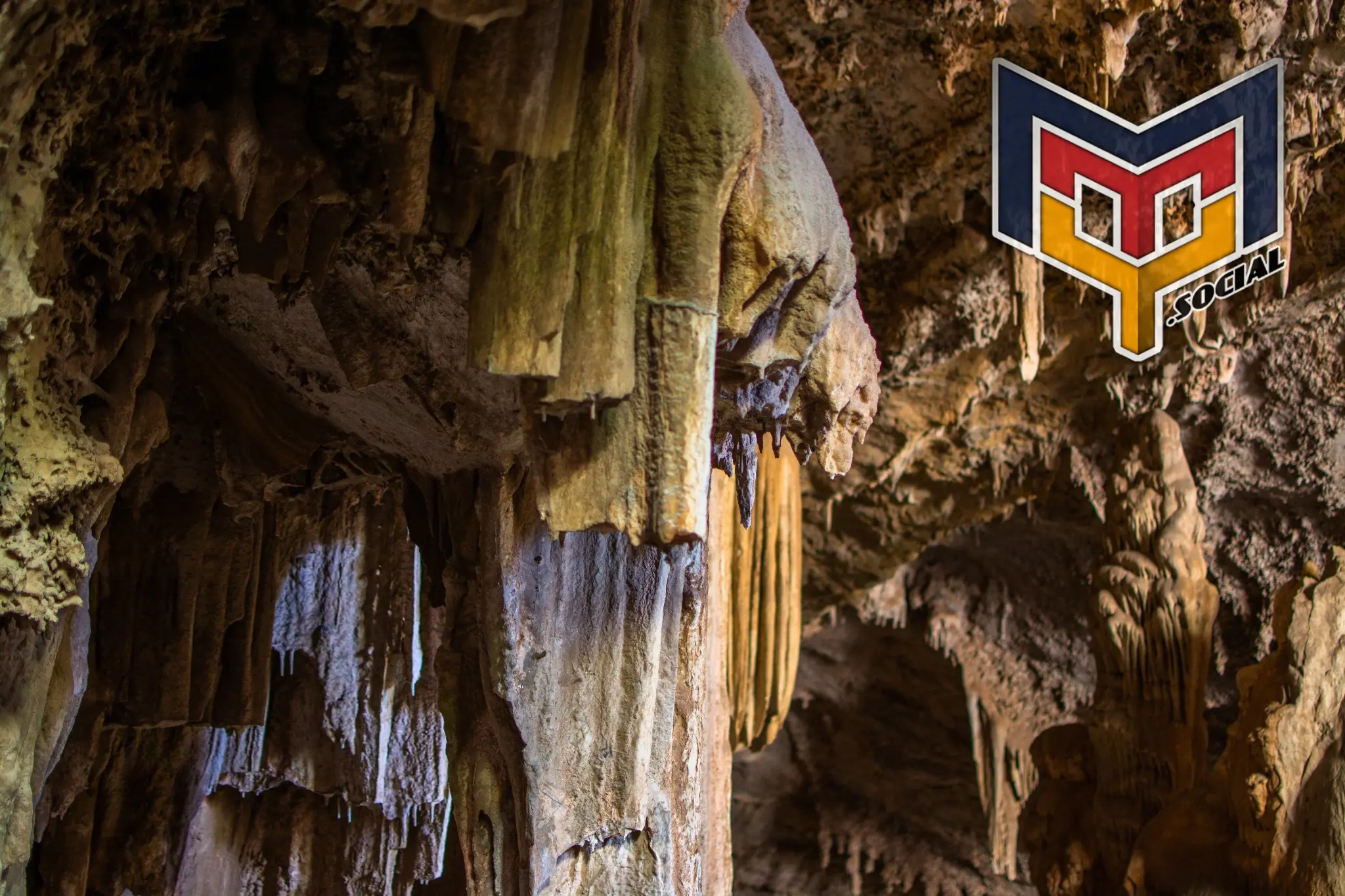 Cerro de mitras - Grutas en el cerro 19 de Marzo del 2018 | Colecciones multimedia | Mty.social