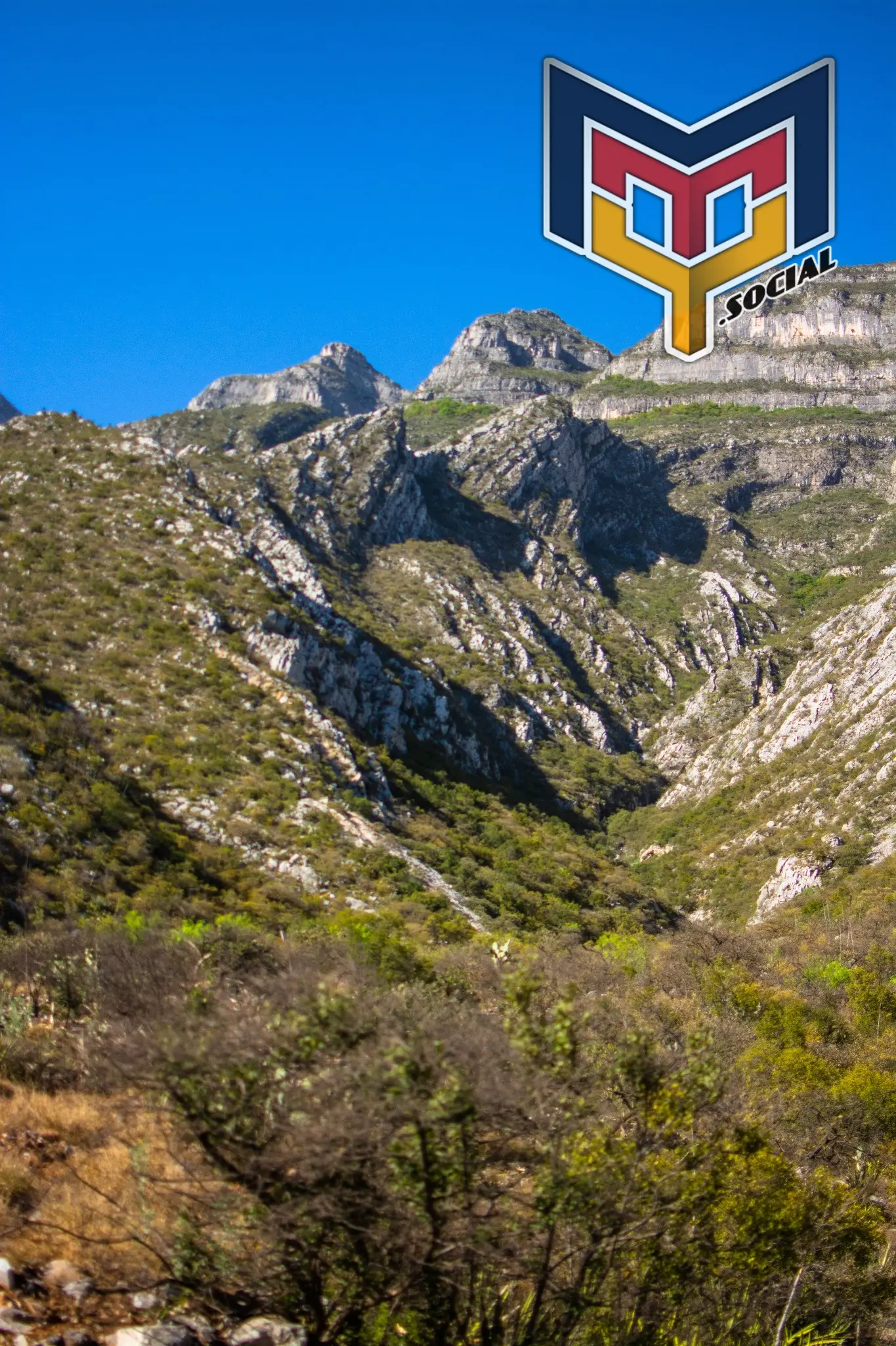 Cerro de mitras - Grutas en el cerro 19 de Marzo del 2018 | Colecciones multimedia | Mty.social