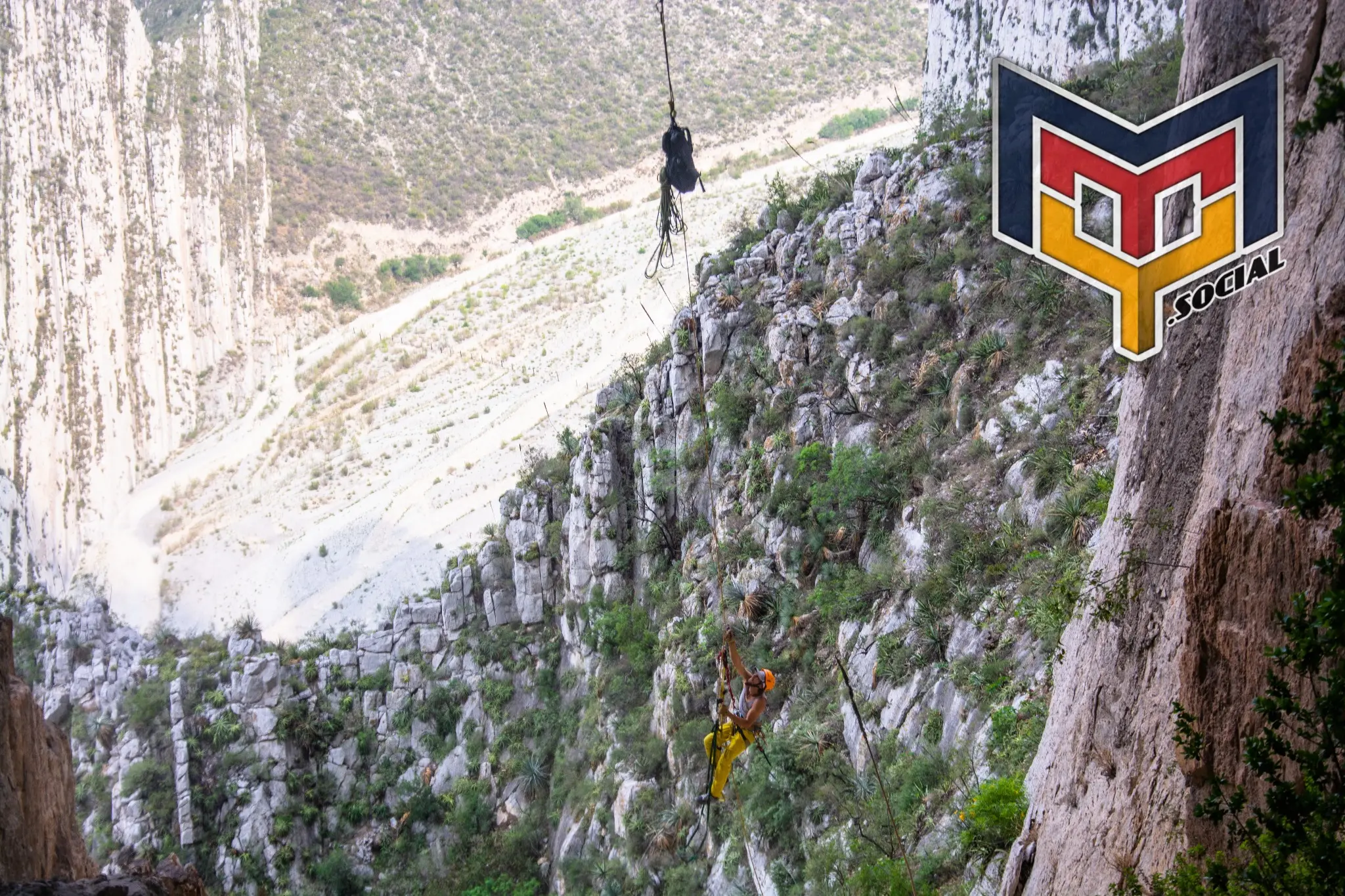 Cueva de la virgen - 01 de Mayo del 2016 - Parque la Huasteca | Colecciones multimedia | Mty.social