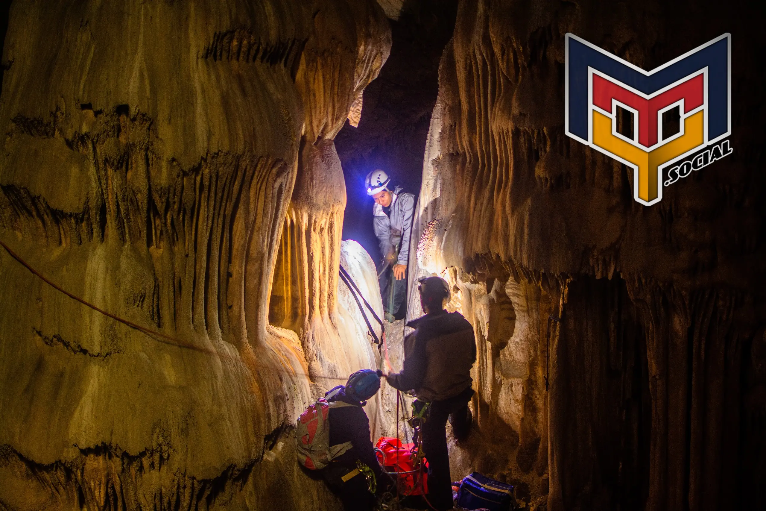 Cerro de mitras - Grutas en el cerro 29 de Diciembre del 2017 | Colecciones multimedia | Mty.social